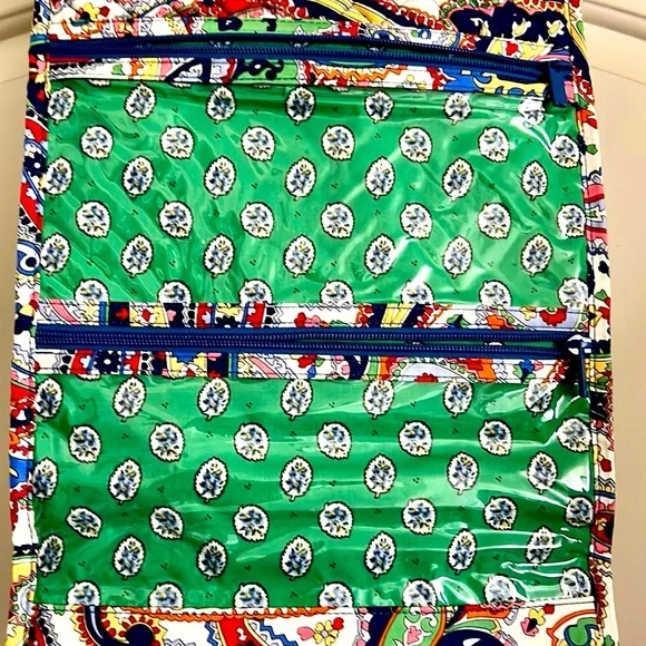 Vera Bradley~New~Hanging Travel Organizer - Picture 6 of 16